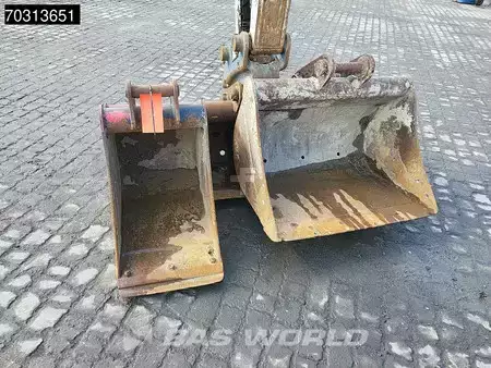 Minibagry 2018 Takeuchi TB250 A/C - 3 Buckets (13)