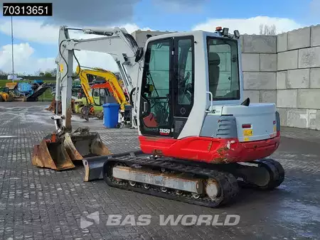 Minibagry 2018 Takeuchi TB250 A/C - 3 Buckets (3)