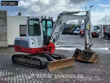 Minibagry 2018 Takeuchi TB250 A/C - 3 Buckets (7)