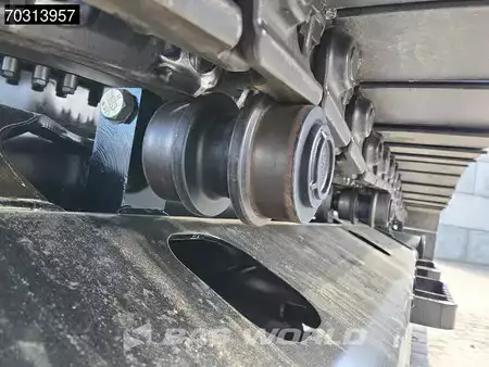 Koparki gąsienicowe 2026 Caterpillar 324 (23)