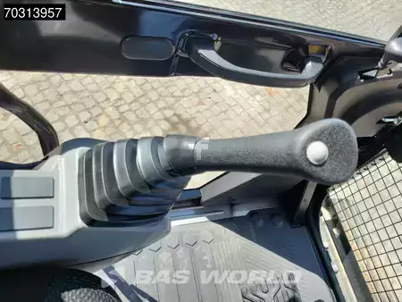 Koparki gąsienicowe 2026 Caterpillar 324 (26)