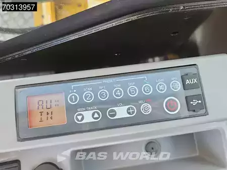 Koparki gąsienicowe 2026 Caterpillar 324 (30)
