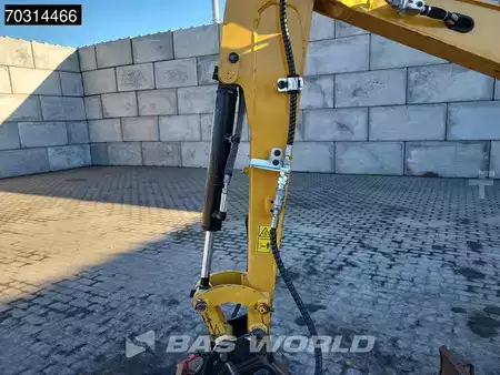 Mini pelle 2021 Caterpillar 301.8 (12)