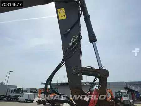 Excavadoras de cadenas 2015 Volvo ECR235 E L (11)
