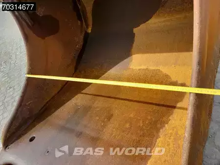 Excavadoras de cadenas 2015 Volvo ECR235 E L (15)