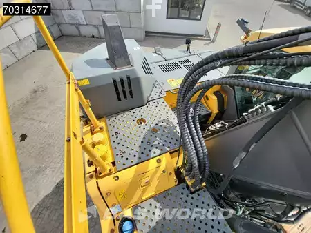 Excavadoras de cadenas 2015 Volvo ECR235 E L (17)