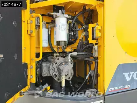 Excavadoras de cadenas 2015 Volvo ECR235 E L (20)