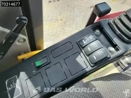 Excavadoras de cadenas 2015 Volvo ECR235 E L (38)