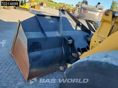 Ładowarki kołowe 2017 Caterpillar 980 M (14)