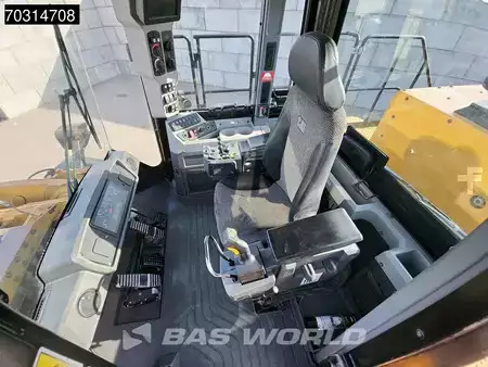 Pyöräkuormaajat 2019 Caterpillar 986 K (30)