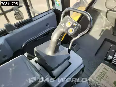 Pyöräkuormaajat 2019 Caterpillar 986 K (31)