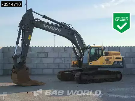 Escavatori cingolati 2013 Volvo EC380 D L (1)