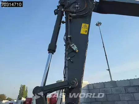 Escavatori cingolati 2013 Volvo EC380 D L (11)