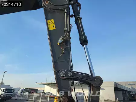Escavatori cingolati 2013 Volvo EC380 D L (12)