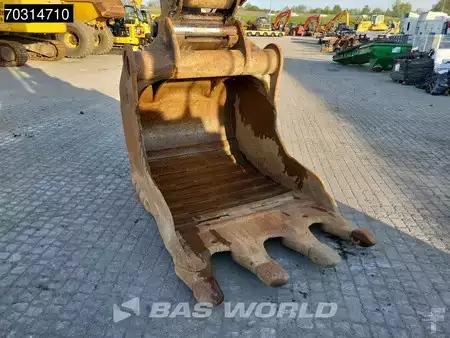 Escavatori cingolati 2013 Volvo EC380 D L (14)