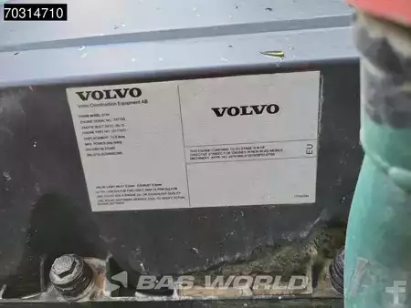 Escavatori cingolati 2013 Volvo EC380 D L (20)