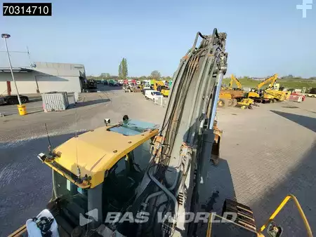 Escavatori cingolati 2013 Volvo EC380 D L (26)