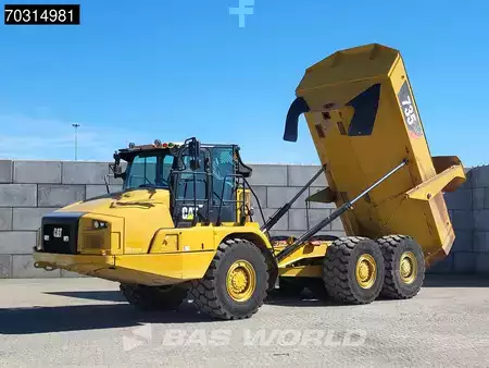 Articulated Dump Trucks 2018 Caterpillar 735 (2)