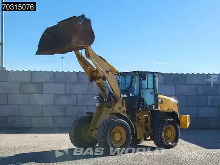 Wielladers 2021 Caterpillar 920 (2)