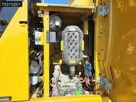 Beltegraver 2019 Caterpillar 323 -07B (22)