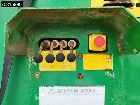 Other 2009 MCCLOSKEY S190 (40)