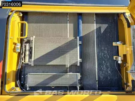 Bæltegraver 2017 Caterpillar 352 F XE (21)