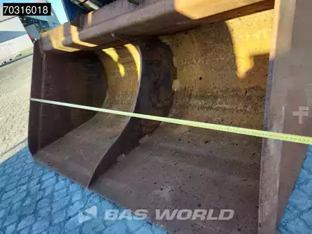 Kedjegraver 2015 Liebherr R936 LC (16)