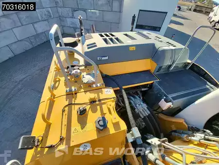 Kedjegraver 2015 Liebherr R936 LC (28)