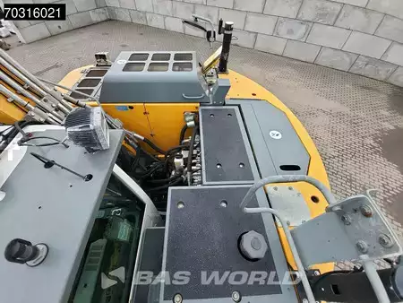 Kedjegraver 2016 Liebherr R926 Engcon - 2 Buckets (29)