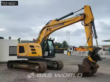 Kedjegraver 2016 Liebherr R926 Engcon - 2 Buckets (7)