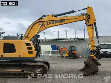 Kedjegraver 2016 Liebherr R926 Engcon - 2 Buckets (8)