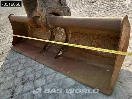 Mini pelle 2017 Caterpillar 305 E2 3 Buckets (17)