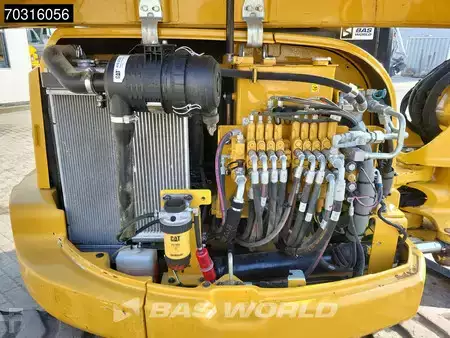 Mini pelle 2017 Caterpillar 305 E2 3 Buckets (34)