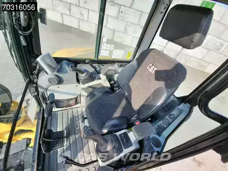 Mini pelle 2017 Caterpillar 305 E2 3 Buckets (36)