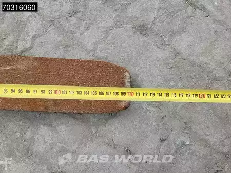 Chargeuse sur pneus 2016 Volvo L30 G (28)