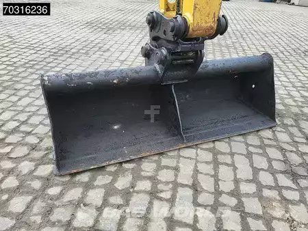 Mini pelle 2022 Caterpillar 305 CR (14)