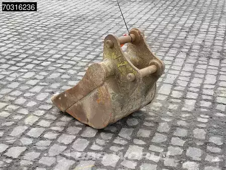 Mini pelle 2022 Caterpillar 305 CR (18)