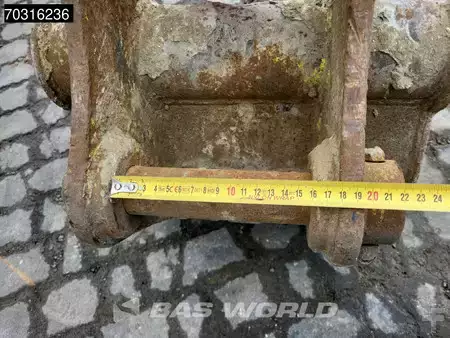 Mini pelle 2022 Caterpillar 305 CR (23)