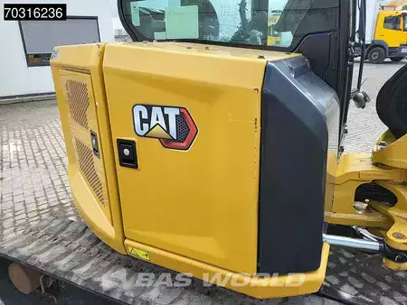 Mini pelle 2022 Caterpillar 305 CR (26)