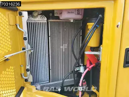 Mini pelle 2022 Caterpillar 305 CR (30)