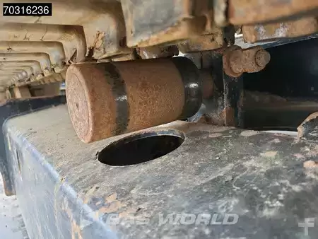 Mini pelle 2022 Caterpillar 305 CR (36)