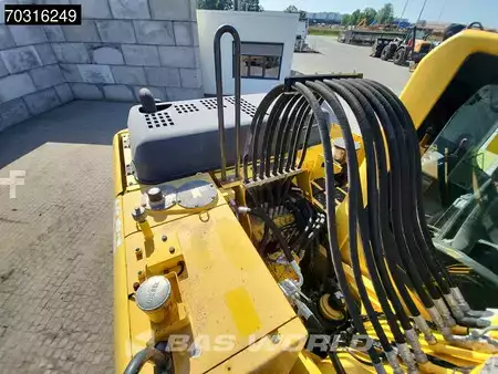 Escavatori gommati 2014 Komatsu PW180 -7E0 OUTRIGGERS + BLADE (29)