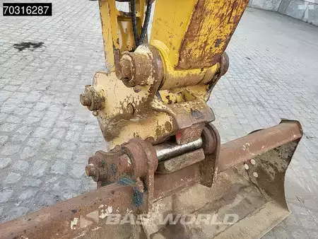 Mini excavadoras 2019 Caterpillar 308 CR A/C (13)