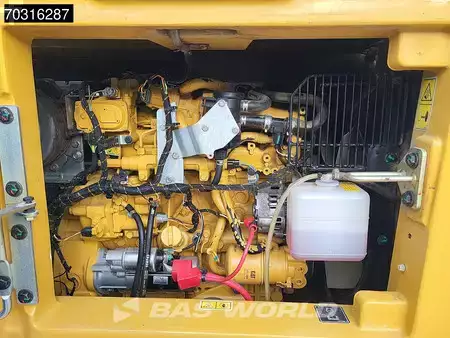 Mini excavadoras 2019 Caterpillar 308 CR A/C (26)