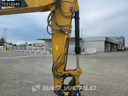Kedjegraver 2016 Caterpillar 326 F LN Narrow (11)