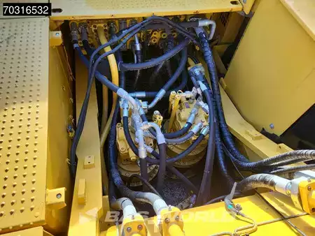 Bæltegraver 2017 Caterpillar 352 F (18)