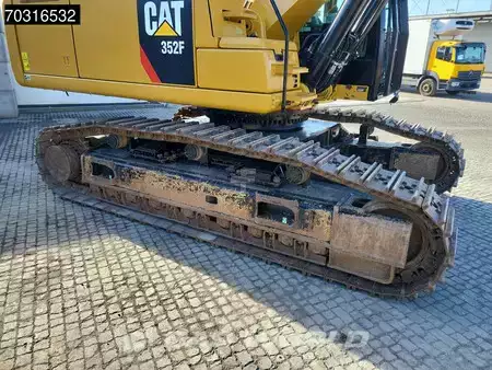 Bæltegraver 2017 Caterpillar 352 F (25)