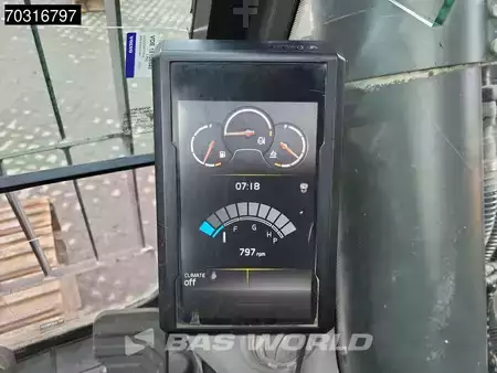 Beltegraver 2017 Volvo EC380 E NL Narrow (33)
