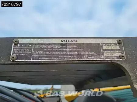 Beltegraver 2017 Volvo EC380 E NL Narrow (40)