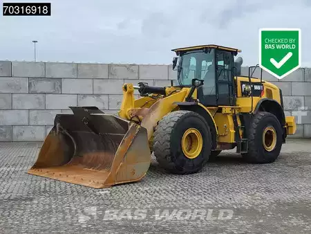 Pyöräkuormaajat 2016 Caterpillar 966 M (1)